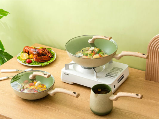 ODM не вставляет алюминиевый Cookware установил 5Piece с отделяемыми ручками