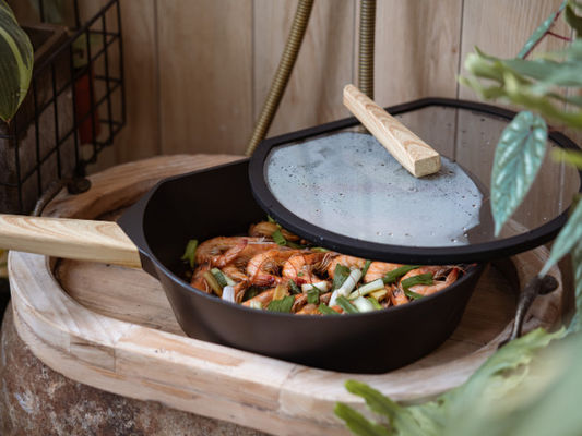 Сковорода 8Inch разносторонней не ручки алюминиевая для индукции Cooktops